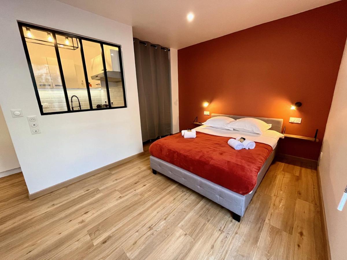 Studio Avec Grande Terrasse Et Parking Privatifs Caen Kültér fotó