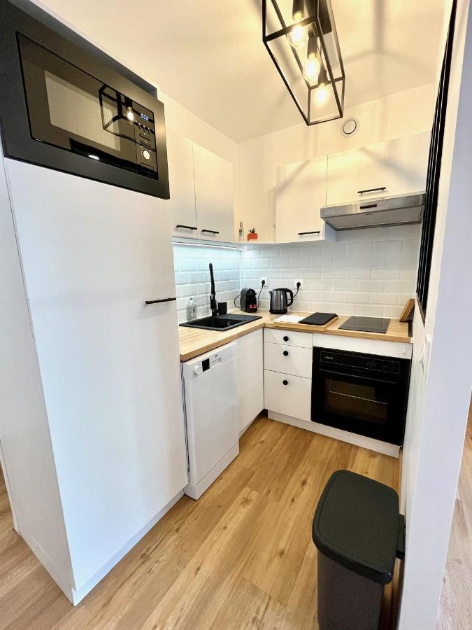 Studio Avec Grande Terrasse Et Parking Privatifs Caen Kültér fotó